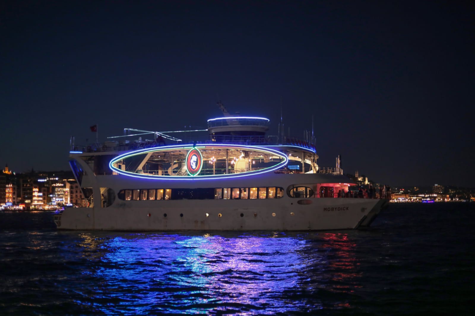BOSPHORUS DINNER CRUISE & TURKISH NIGHT SHOW (CLOSE TO STAGE TABLE NON ALCOHOL)